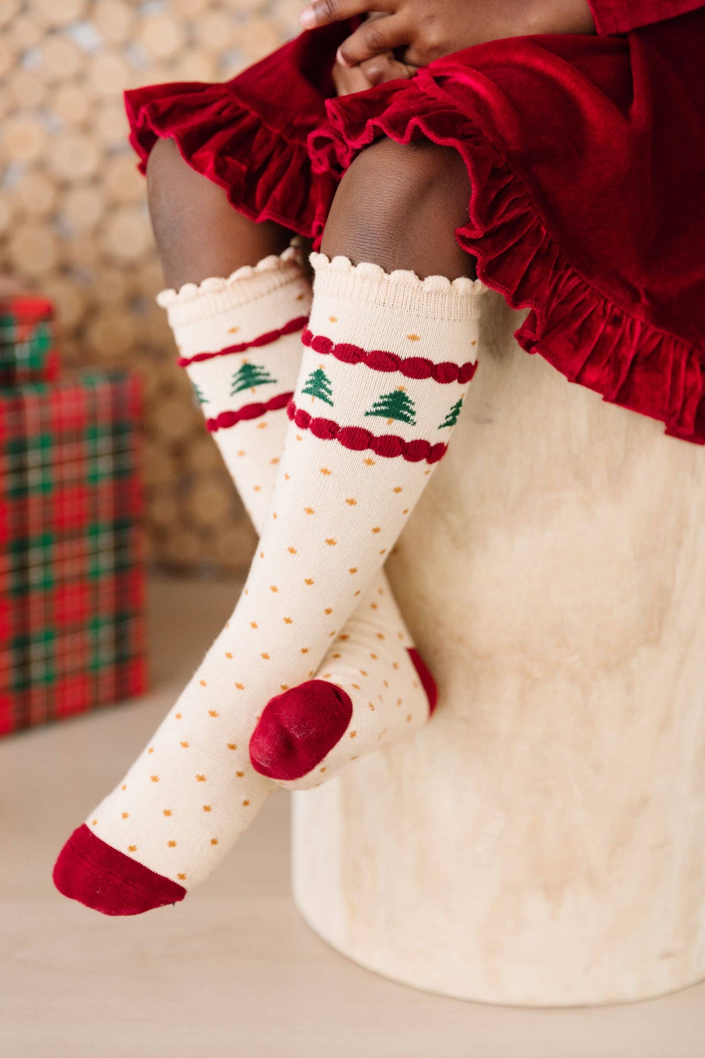 Tree Scalloped Knee High Socks