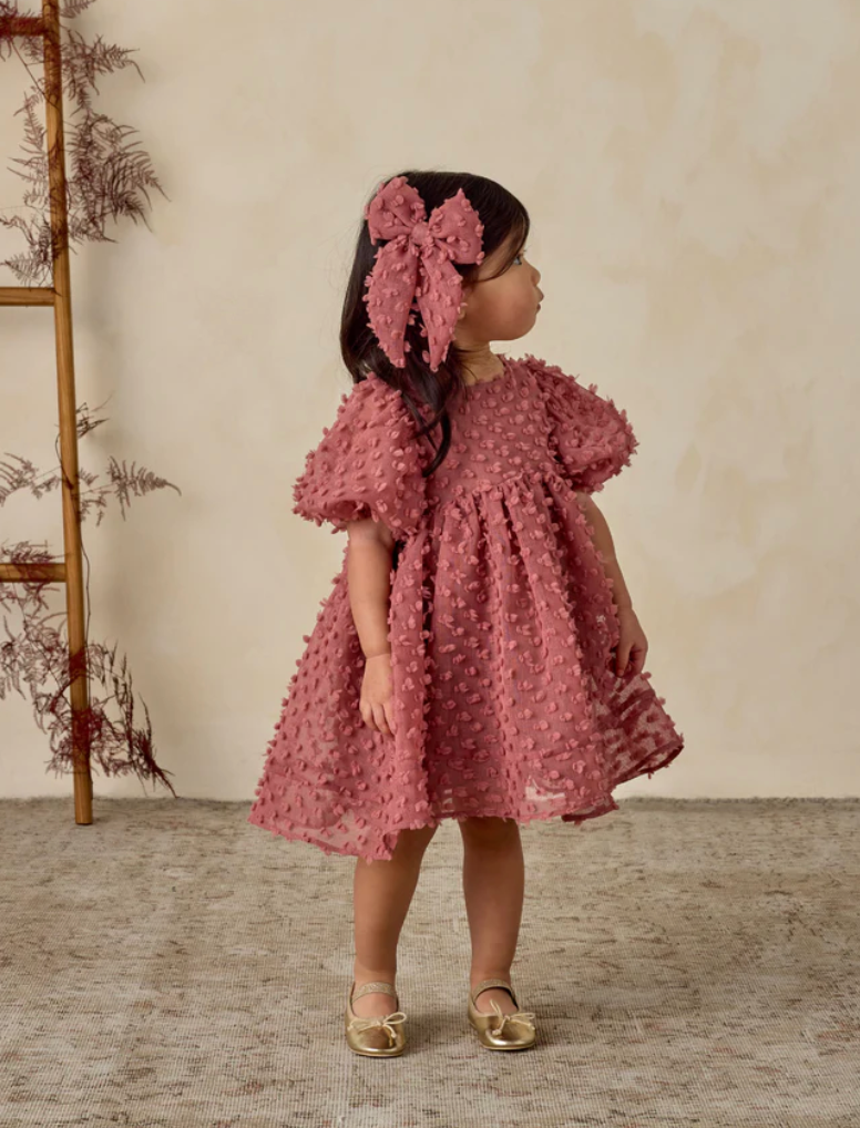 Everly Bow